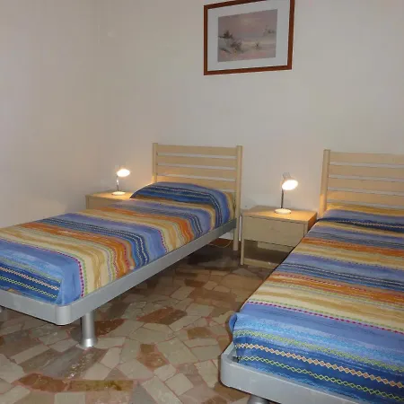 In 24609 Διαμέρισμα